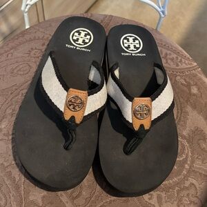 Tory Burch Frankie Wedge Flip Flops. Sz 5